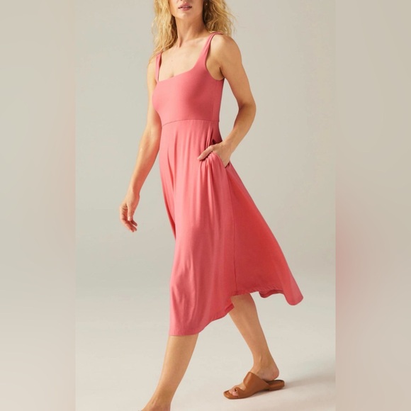 Beyond Yoga Dresses & Skirts - Beyond Yoga Featherweight At The Ready Midi Dress Coral Pink Size Medium